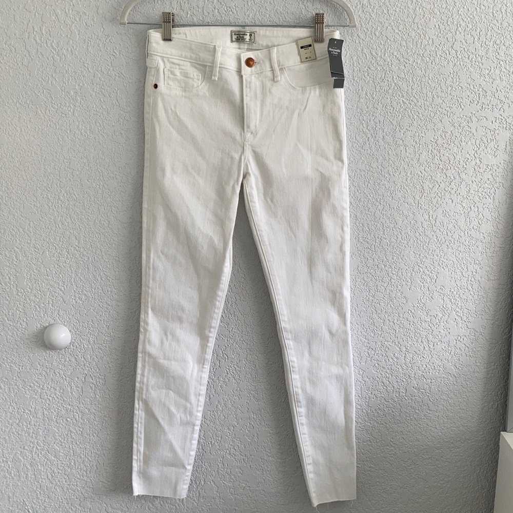Abercrombie & Fitch White Jeans